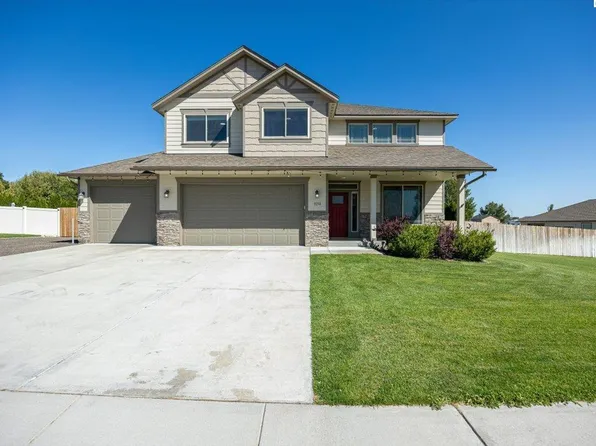 3158 Hickory Ave, West Richland, WA 99353