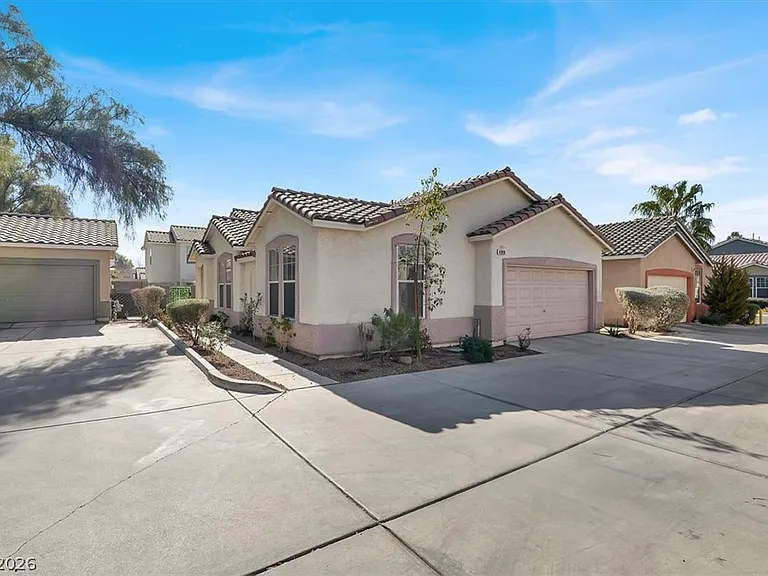 4998 Miners Ridge Dr — Photo 1
