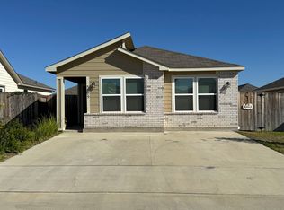 5709 Saint Emma Dr, Laredo, TX 78046