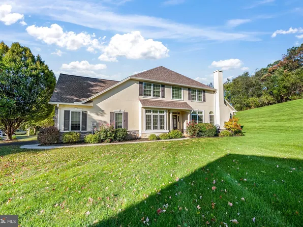 855 Huntington Pl, Lancaster, PA 17601