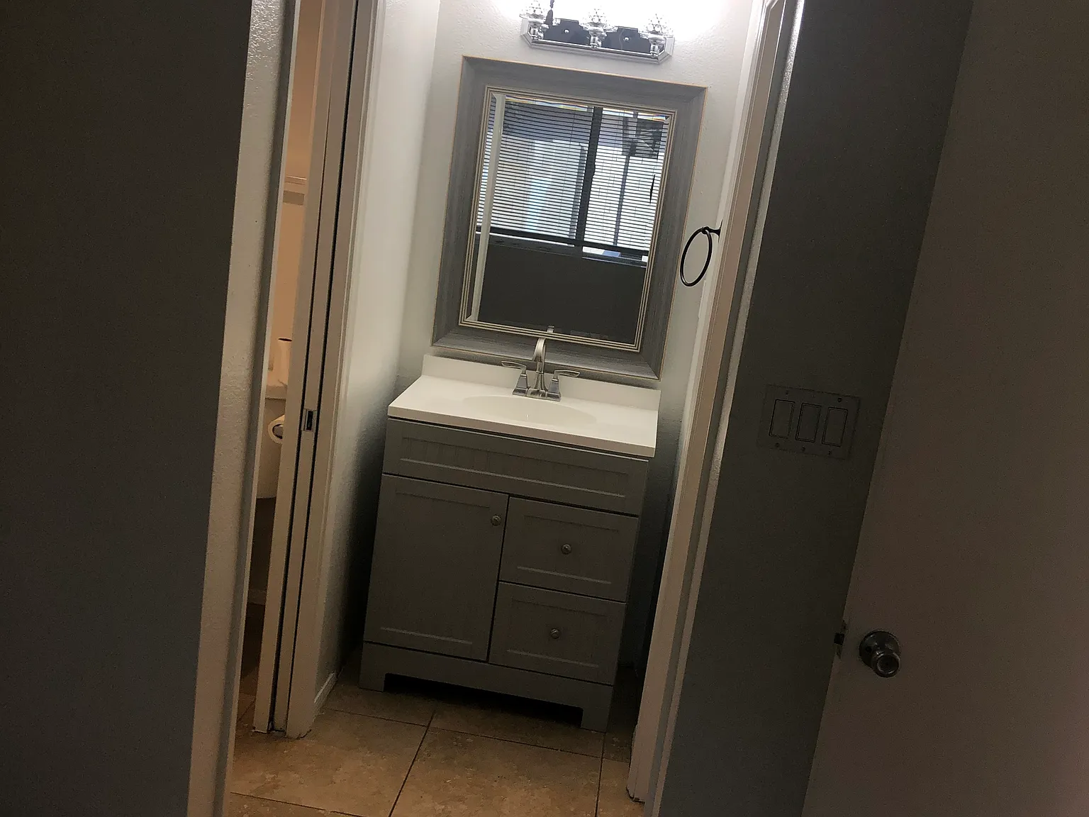 2 bed, 813 sqft, $1,400 — Photo 4