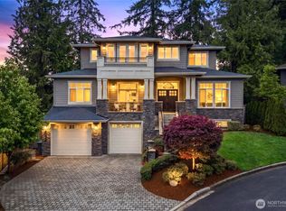 10223 NE 22nd Pl, Bellevue, WA 98004