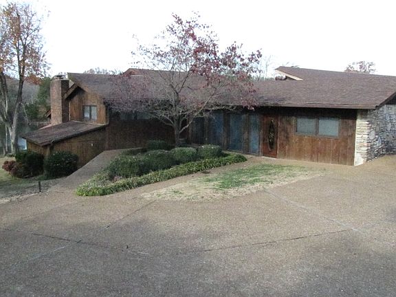 Large lake front lot