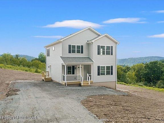 5th image of 124 Russell Rd