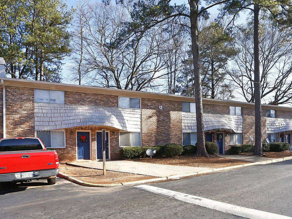 Southern Trace Apartments