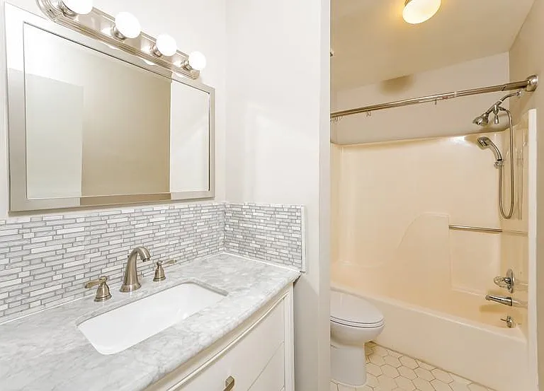 2505 W Broad St #122 — Photo 10