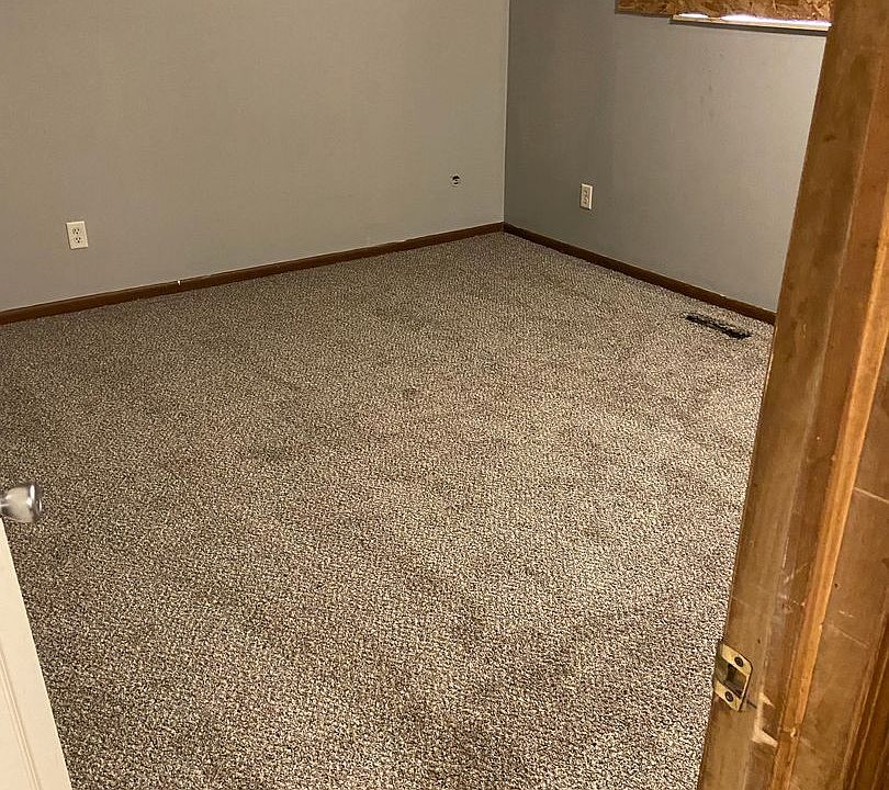 2nd image of 619-623 8th St NW #4