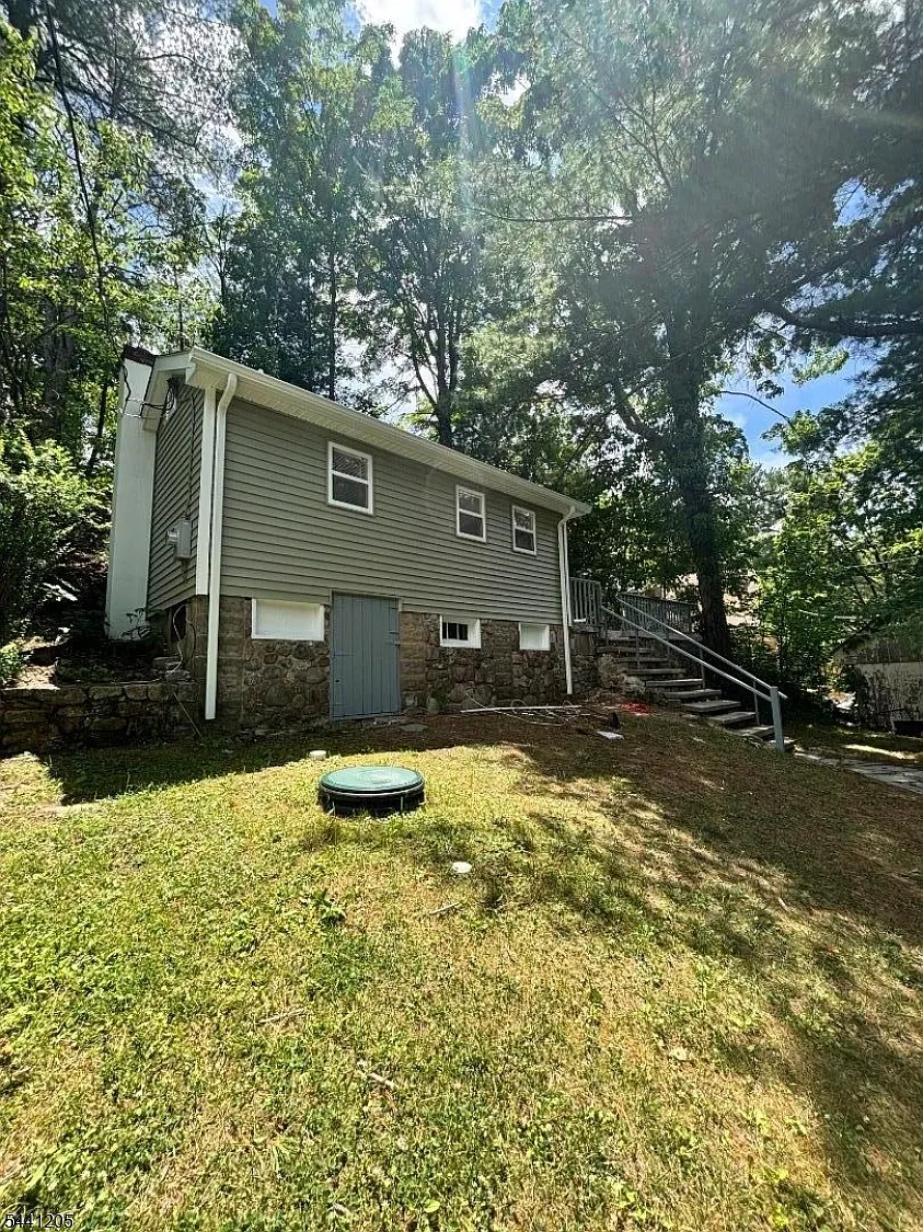 1 bed, 1.0 bath, $1,450 — Photo 2