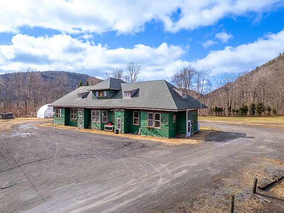 3rd image of 19 Trestle Rd