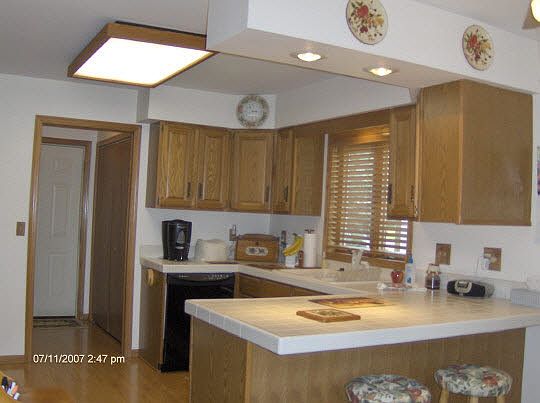 2nd image of 1242 Candlewick Dr N