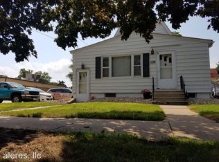 109 5th St NW, Austin, MN 55912