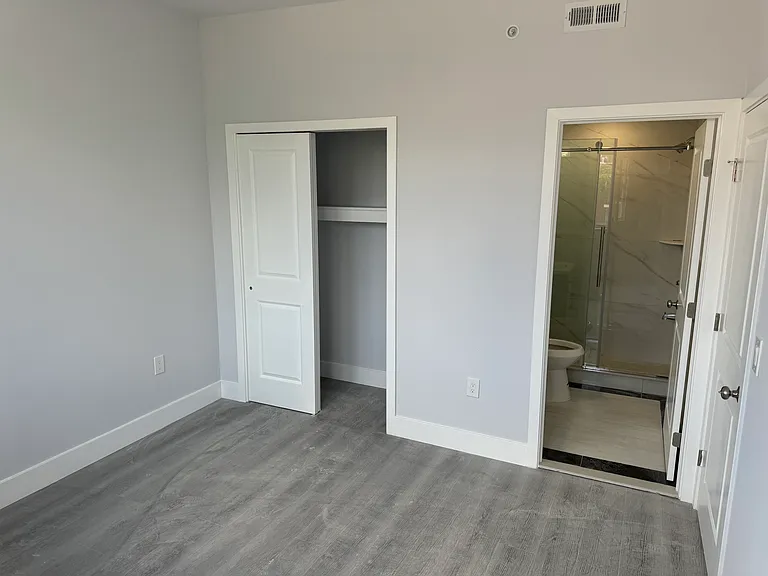 1309 Ridge Ave #3 — Photo 6