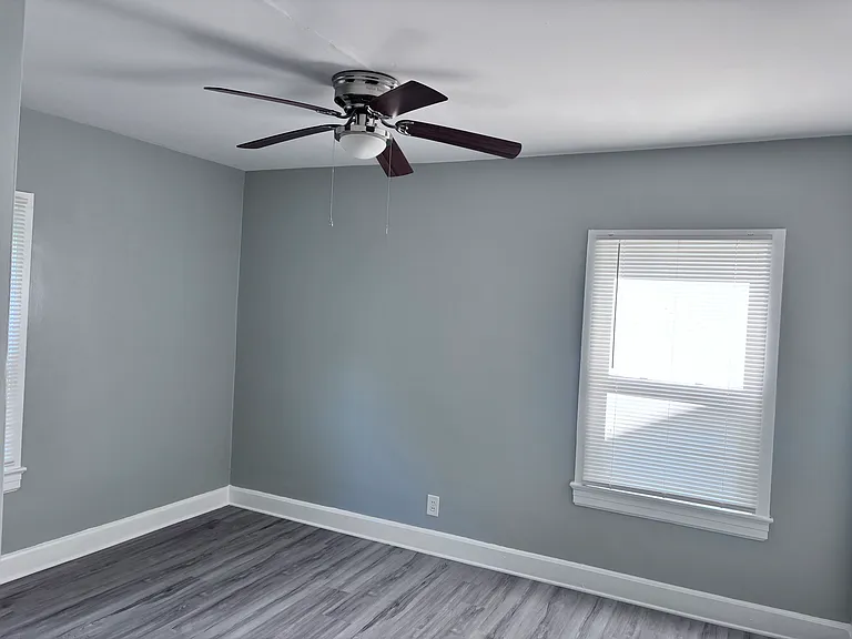 607 Martha Pl — Photo 3