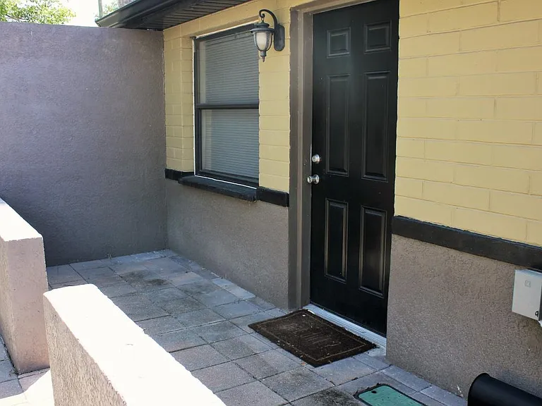 1024 Florida Ave #E — Photo 4