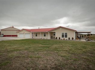 1649 Thomas Rd, Ottawa, KS 66067