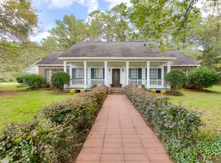 8 Autumn Dr, Covington, LA 70435