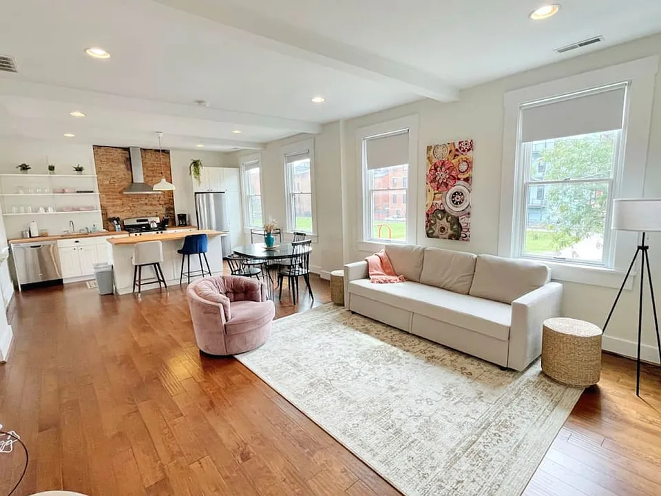 1806 Republic St #2-ID1056069P