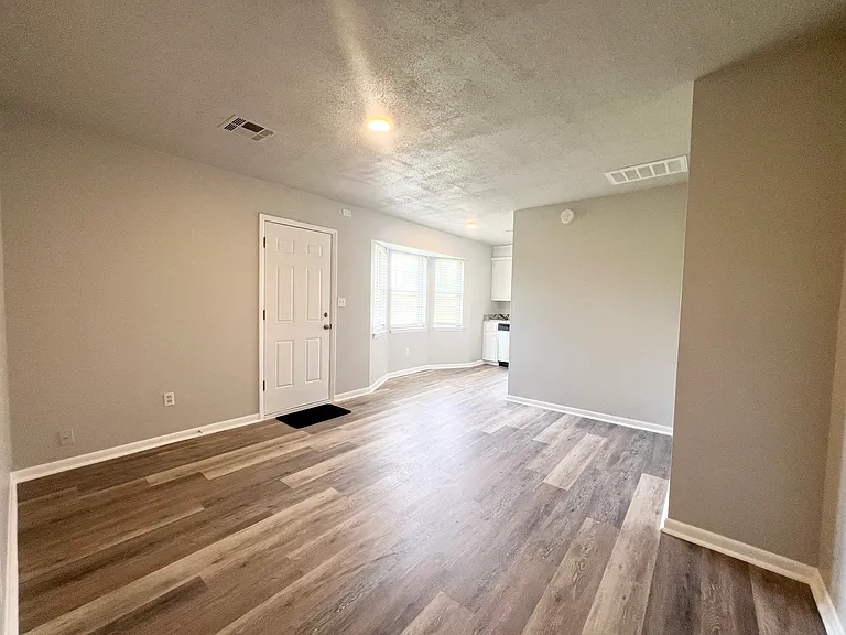 12154 E 35th St S — Photo 9