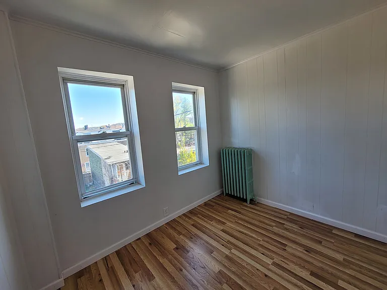 527 N 4th St — Photo 5