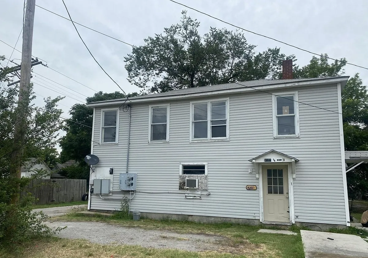 Building Photo - 1920 1/2 S Connor Ave