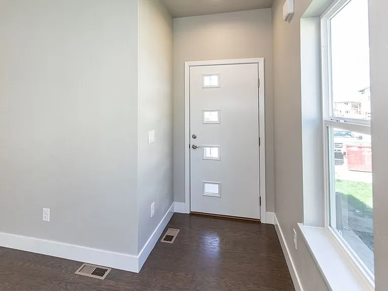 5365 Sky Top Ln — Photo 46