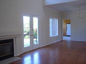 4th image of 97 Mission Dr