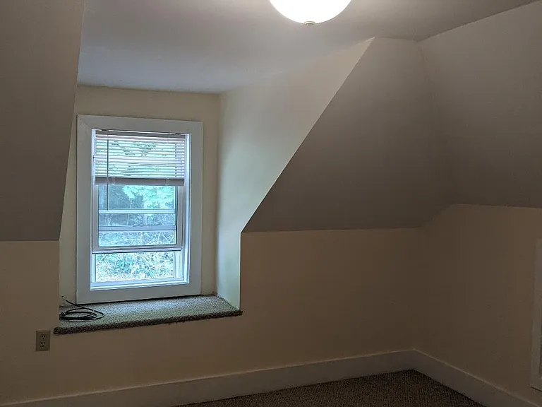 49 Grandview Ave — Photo 9