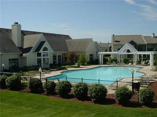 11603G Tomahawk Creek Pkwy #G — Photo 18