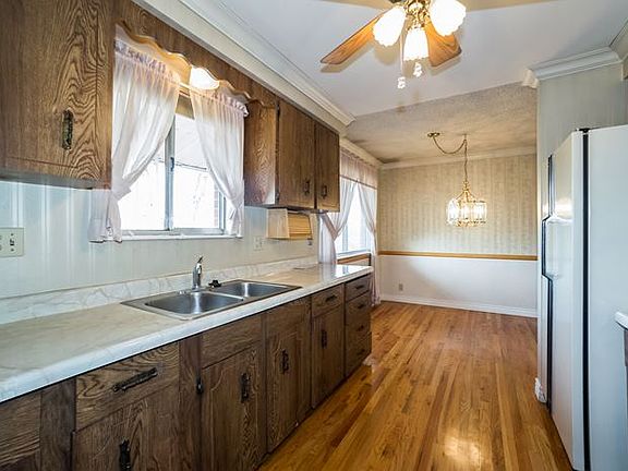 2nd image of 7015 South Promenade Drive