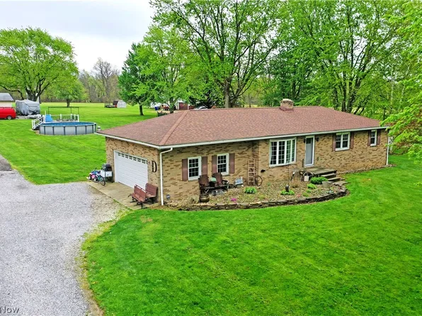 3192 New Milford Rd, Atwater, OH 44201