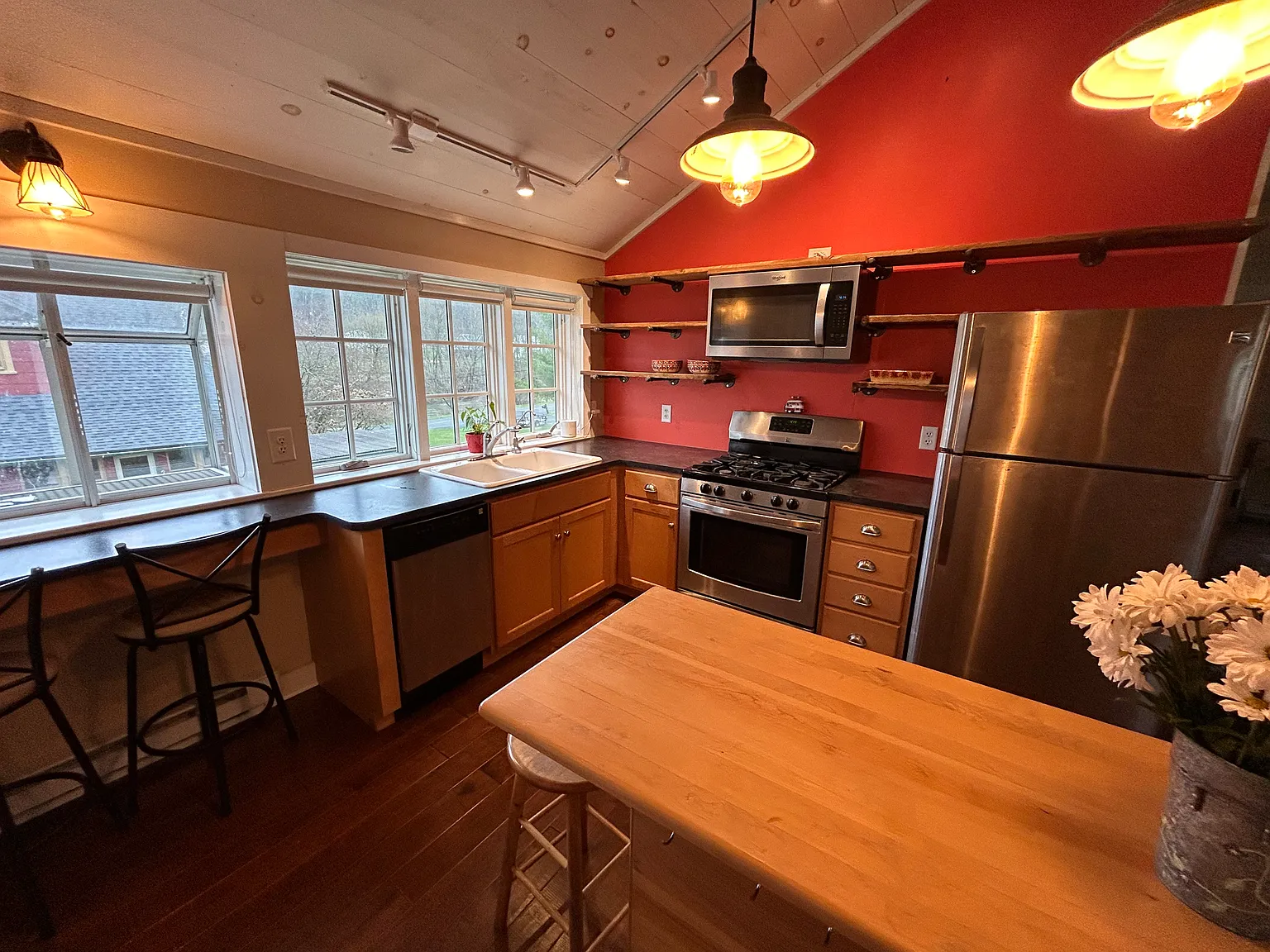 1 bed, 850 sqft, $975 — Photo 3