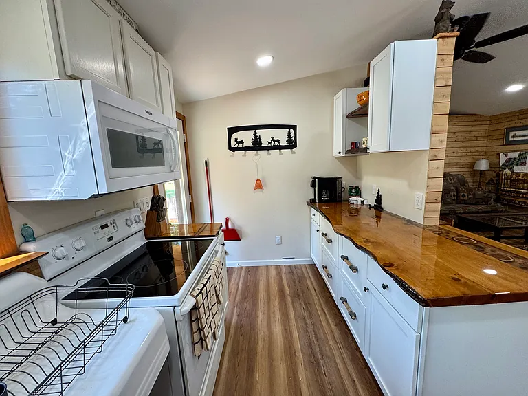 10880 3rd St — Photo 15