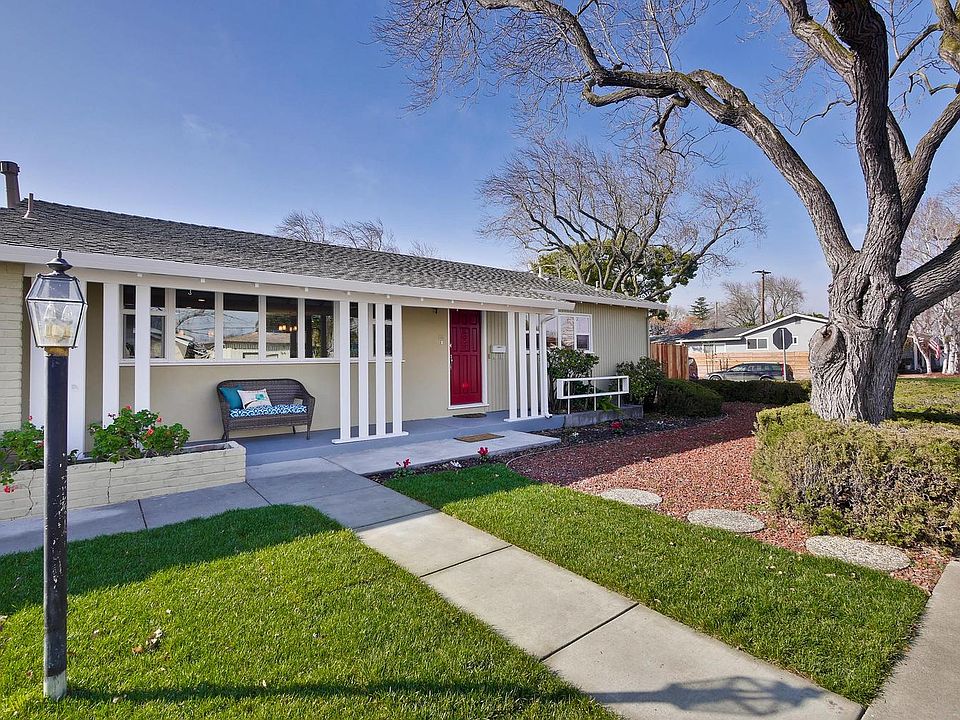 1st image of 646 Los Olivos Dr