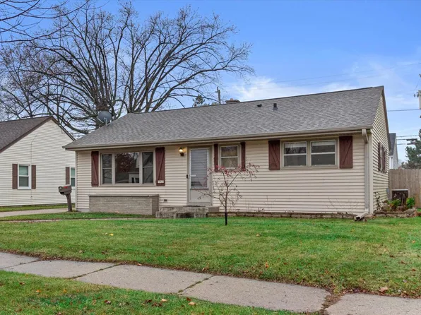 948 Lincoln DRIVE WEST West, West Bend, WI 53095