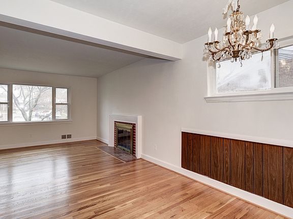 Living & Dining Area