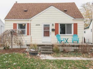 25305 Culver St, Saint Clair Shores, MI