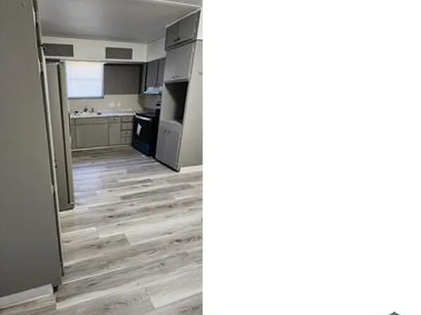 376 W 65th St, Jacksonville, FL 32208