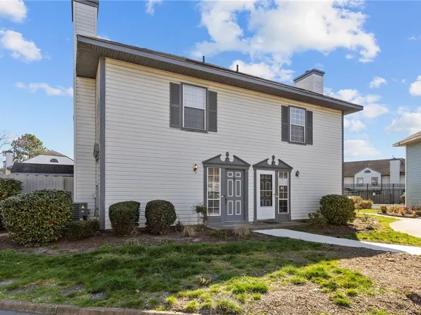 4565 Genoa Cir, Virginia Beach, VA 23462