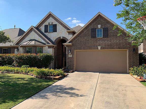 2nd image of 4715 Cinco Forest Trl