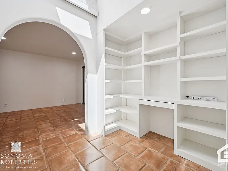 424 La Quinta Ln — Photo 19
