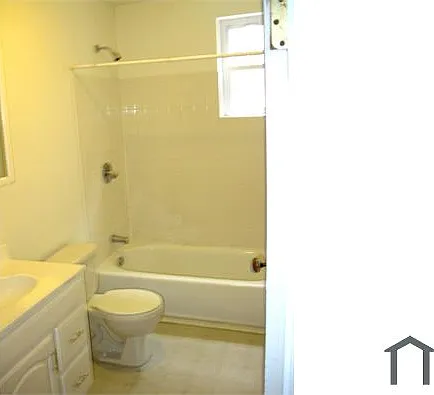 69 N St NW — Photo 4