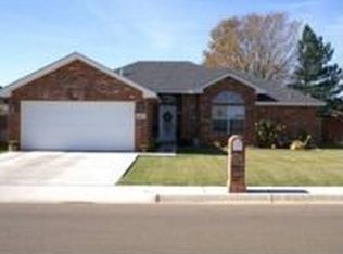 2312 Jadyn Ln, Clovis, NM 88101