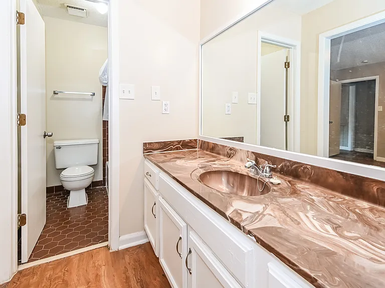 3806 Innsbrook Dr — Photo 10