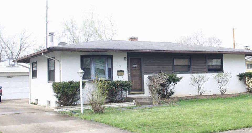 1st image of 79 Mariemont Dr N