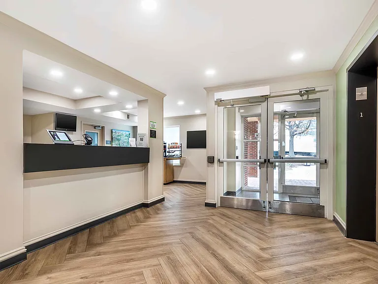 Lobby and Guest Check-in