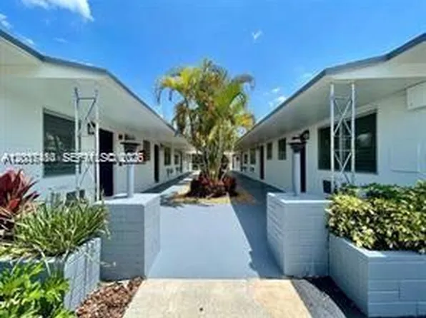 13035 Emerald Dr #357, Miami, FL 33181