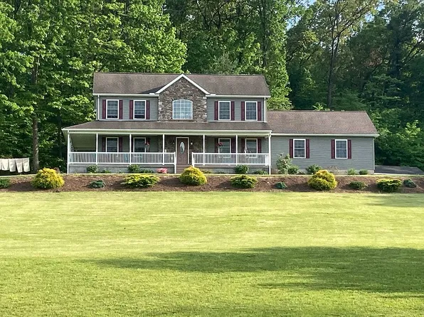 1516 N Hill Dr, Winfield, PA 17889