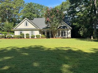 34 Willow Beach Rd, Ellerslie, GA 31807