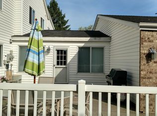 7705 157th St W, Apple Valley, MN 55124