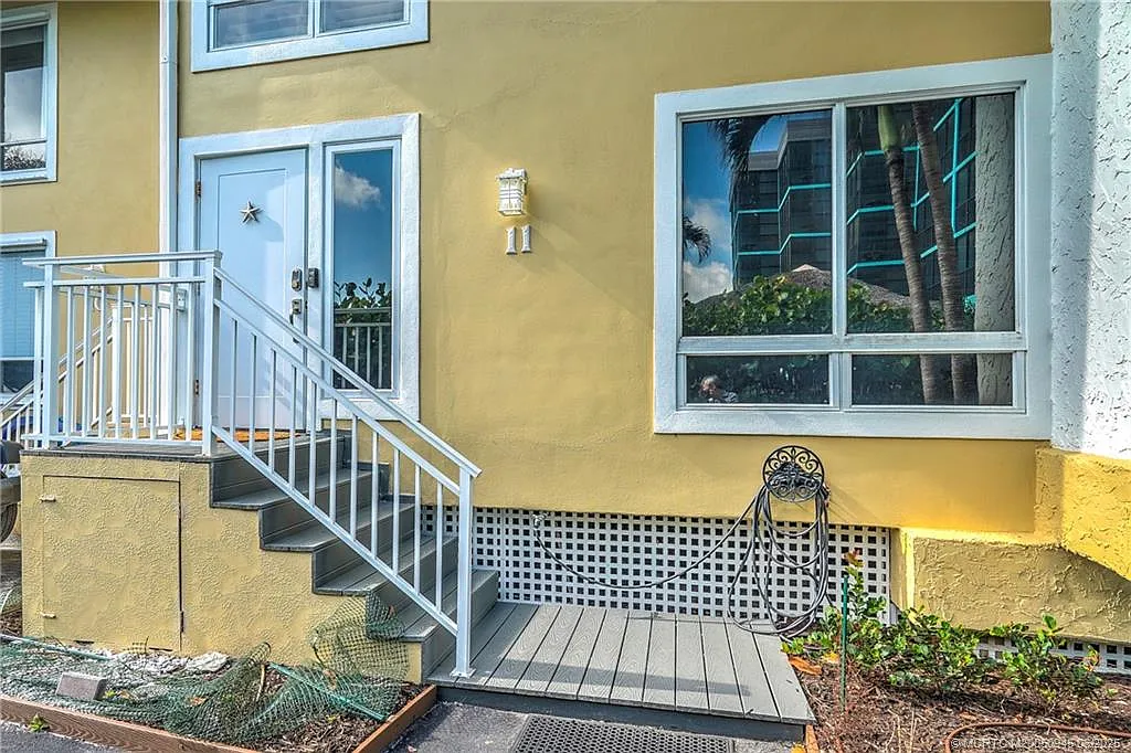 2 bed, 2.5 bath, 1310 sqft, $8,000 — Photo 3
